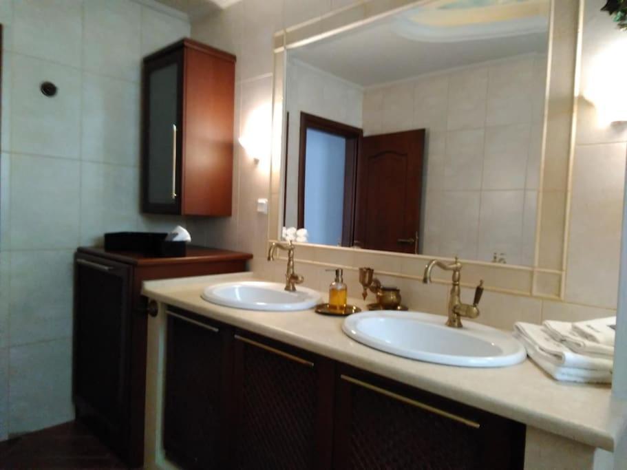 La Maison De Catherine Volos Ngoại thất bức ảnh