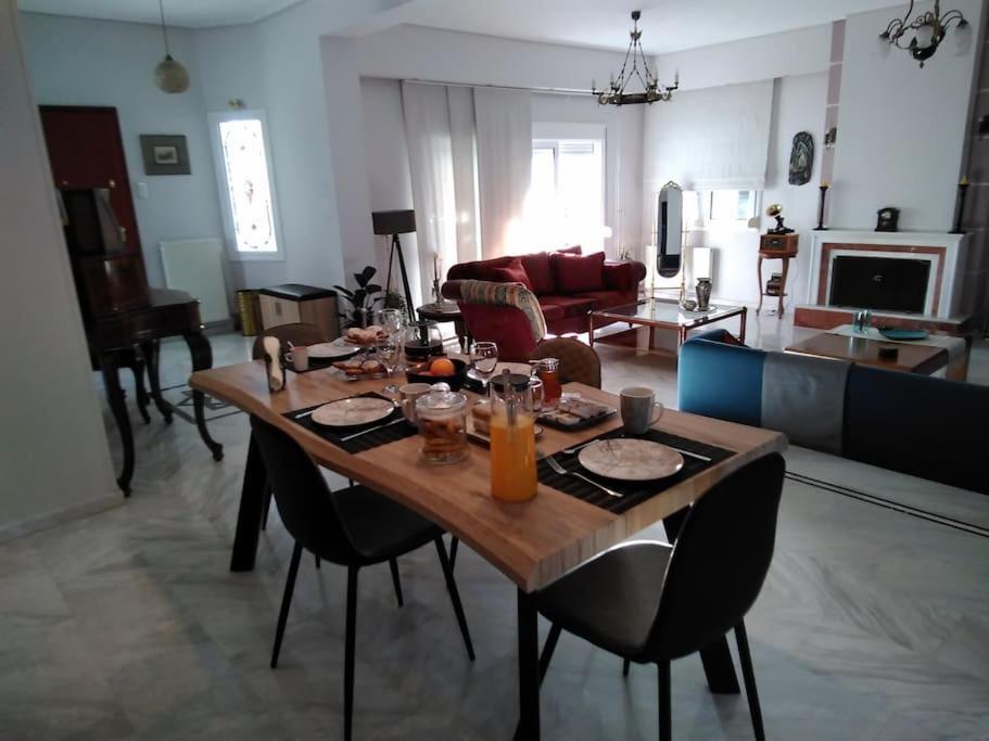 La Maison De Catherine Volos Ngoại thất bức ảnh
