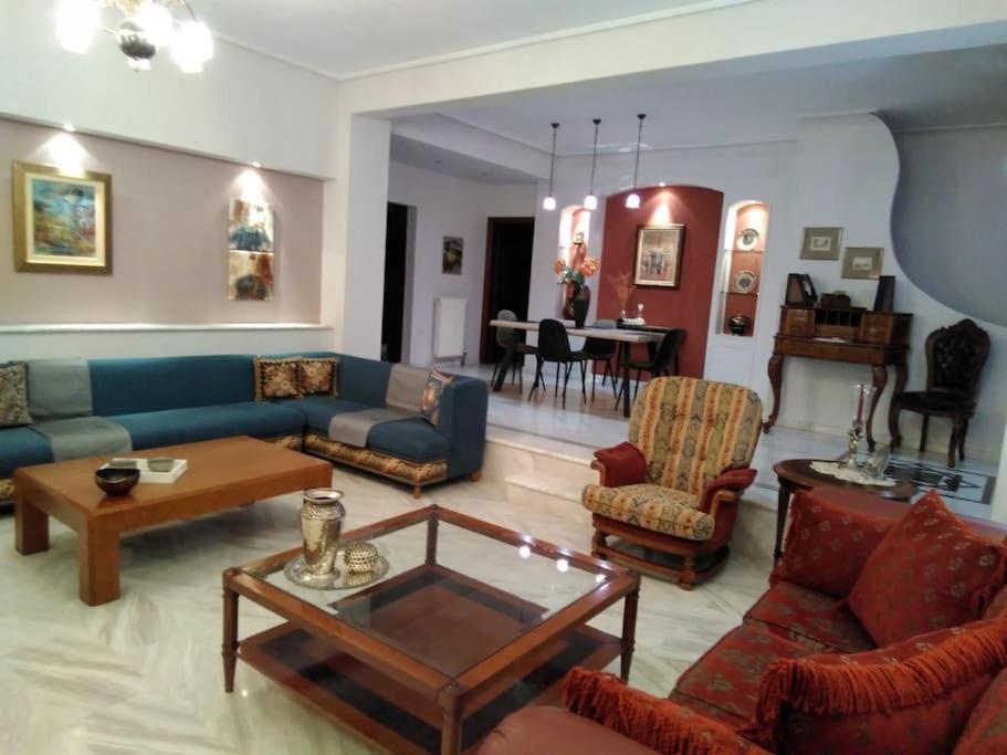 La Maison De Catherine Volos Ngoại thất bức ảnh